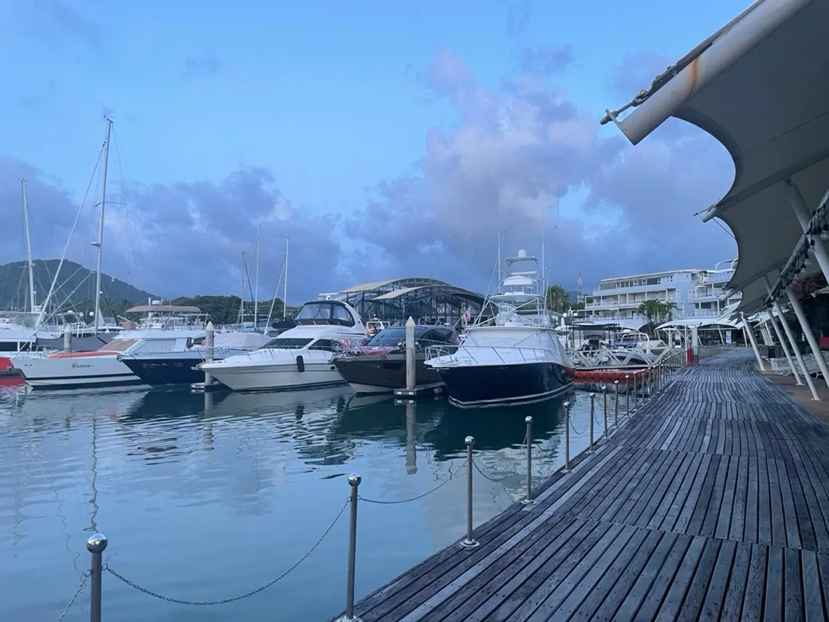 Острова Джеймса Бонда: Премиум тур на катамаране