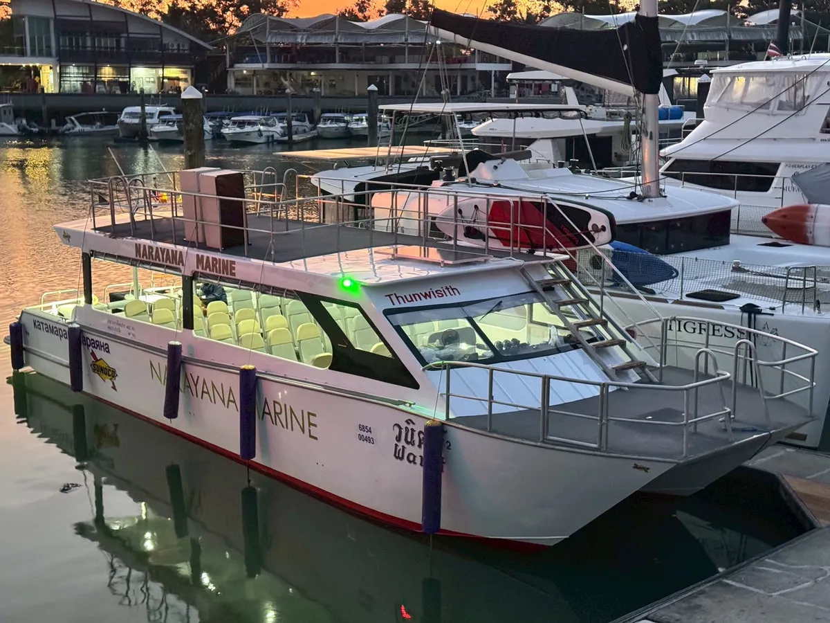 Phi Phi Bamboo Catamaran c ранним выездом