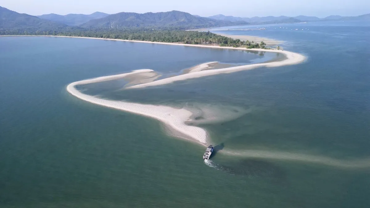 Као Лак + купание со слониками